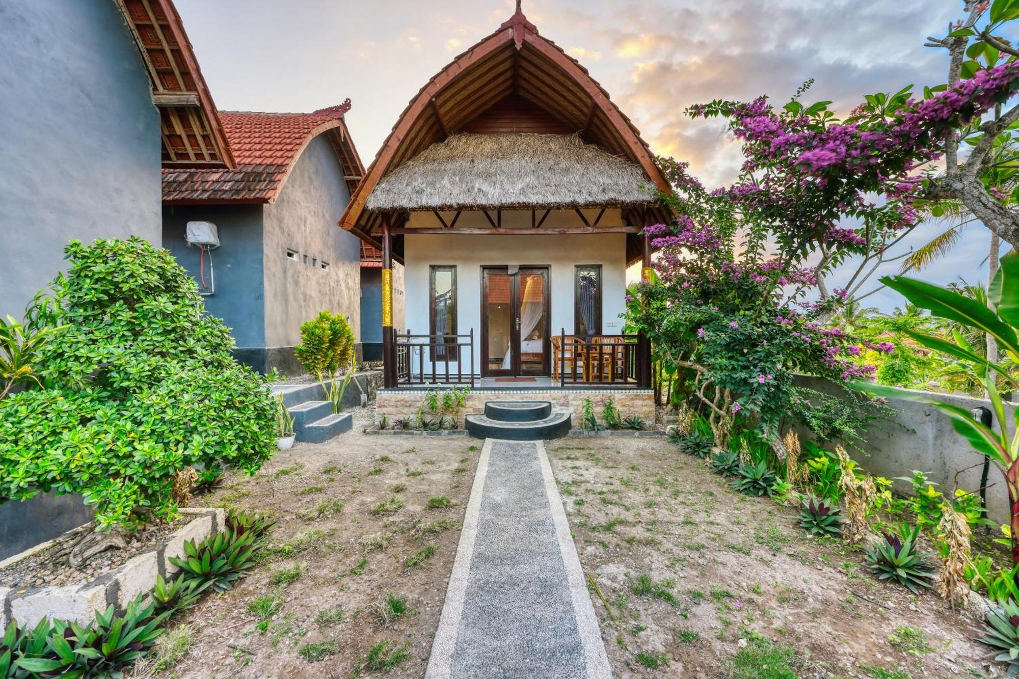 Mt Penida Bungalow Toyapakeh 部屋 写真